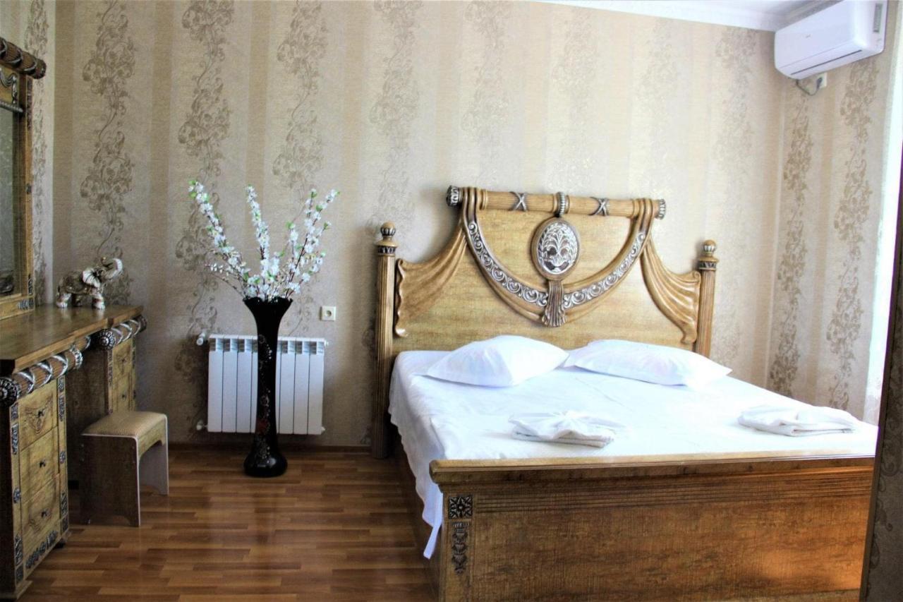 Hotel Oniks كوتايسي المظهر الخارجي الصورة
