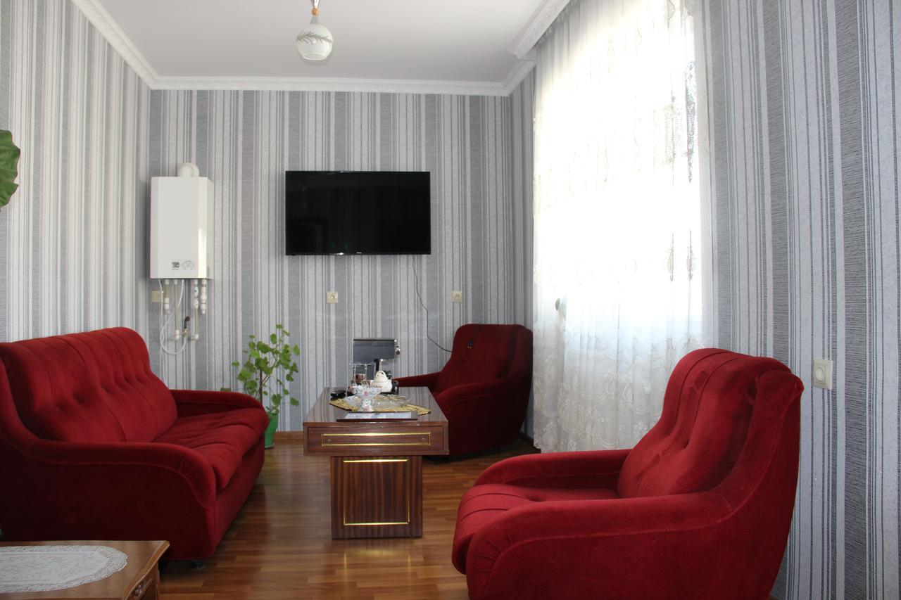 Hotel Oniks كوتايسي المظهر الخارجي الصورة